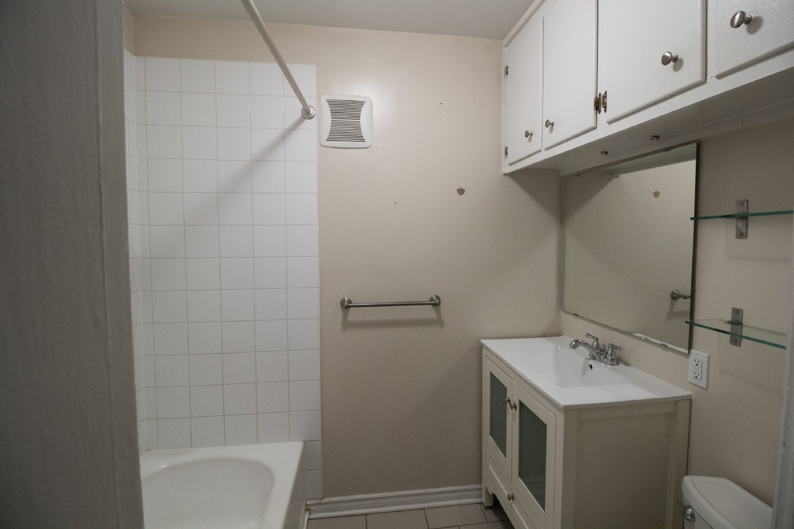 120 Barrette - Unit 1 property image