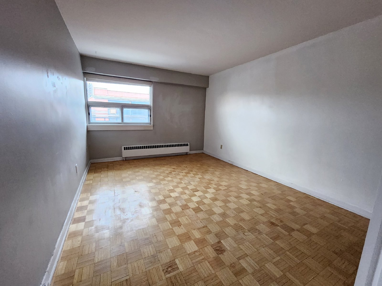 420 Gilmour Street - 707 property image