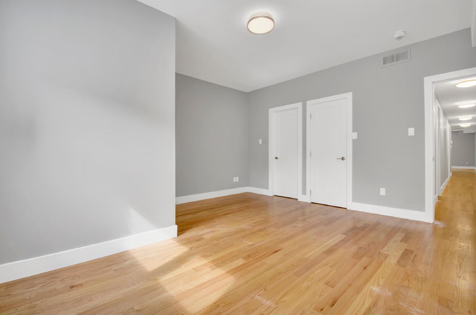 544 Gilmour Street - 7 property image
