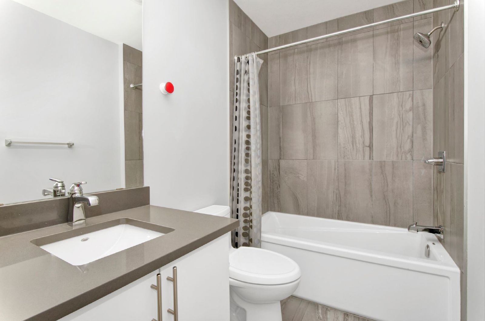 544 Gilmour Street - 7 property image