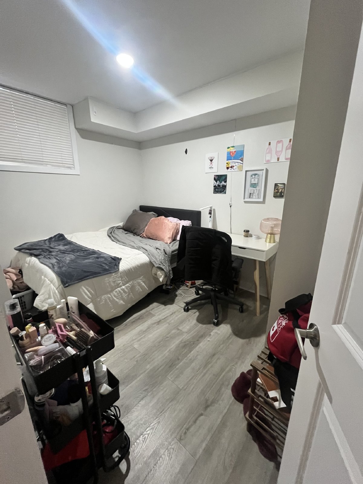 296 Rue Somerset Street East - 1 property image
