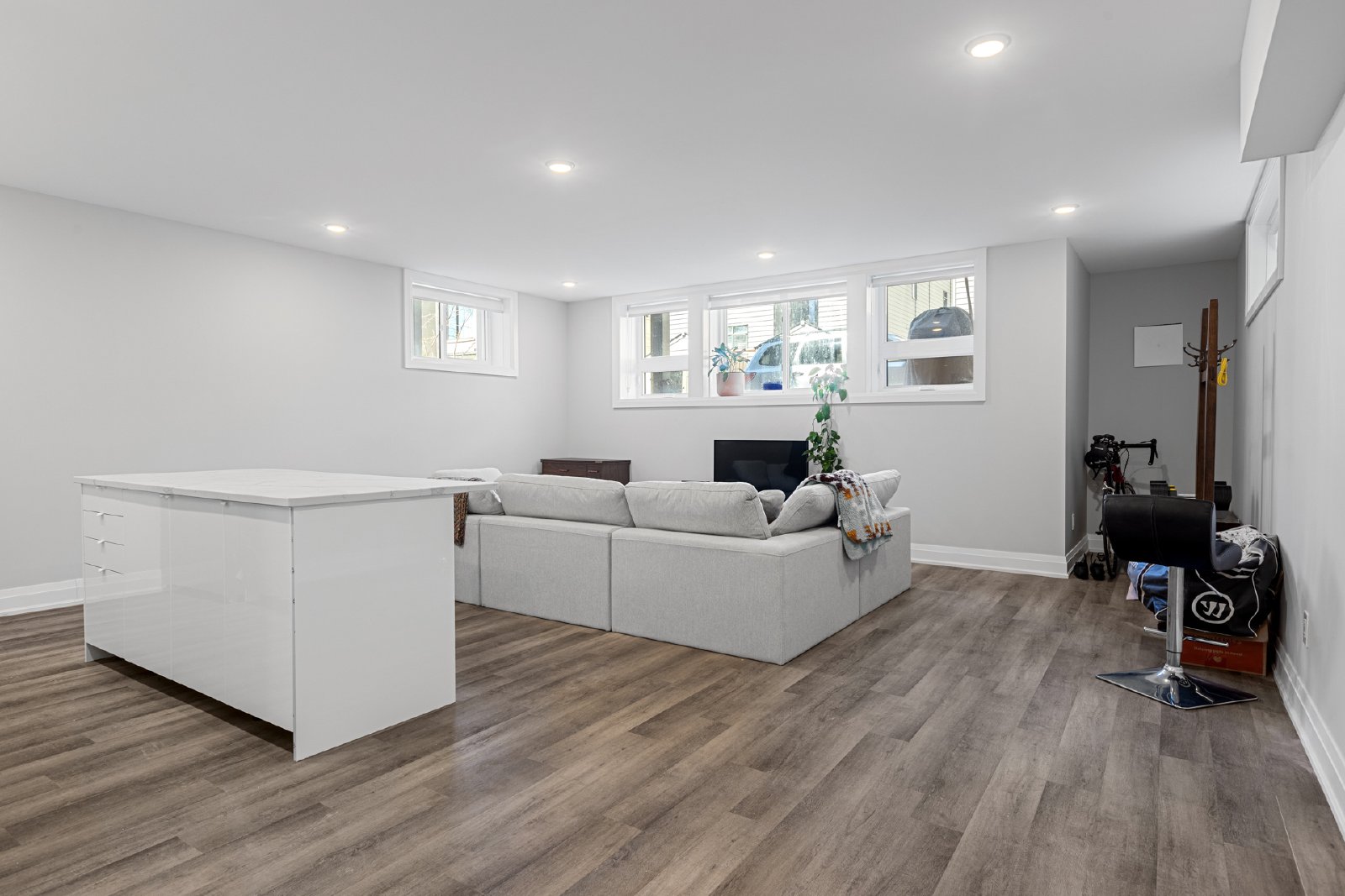 427 Ravenhill Avenue - 4 (basement) property image