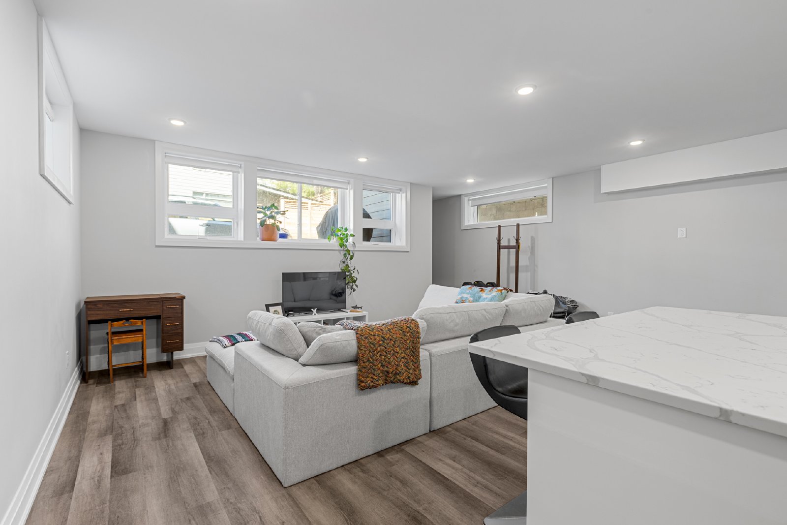 427 Ravenhill Avenue - 4 (basement) property image