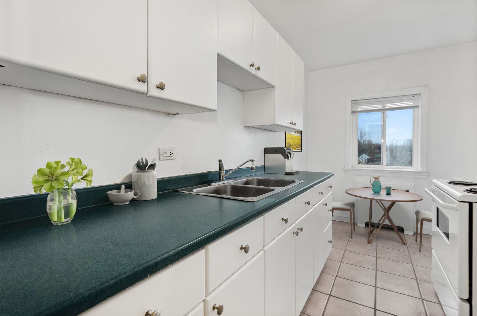 81 Russell Avenue - Unit 10 property image