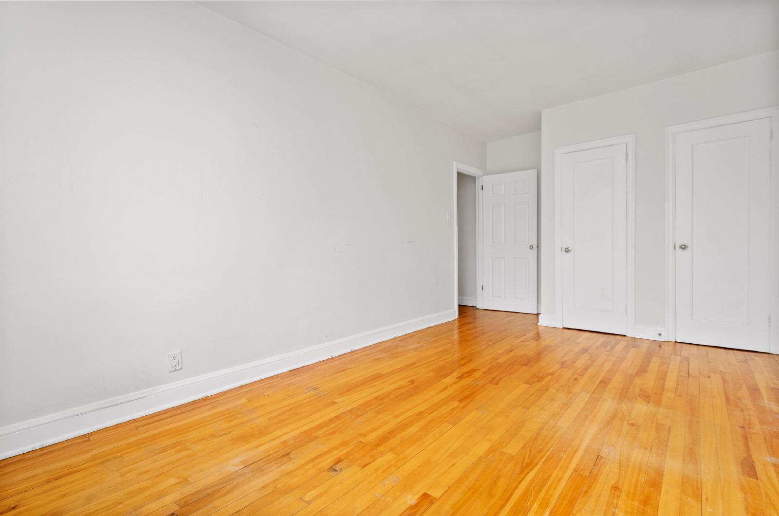 81 Russell Avenue - Unit 10 property image