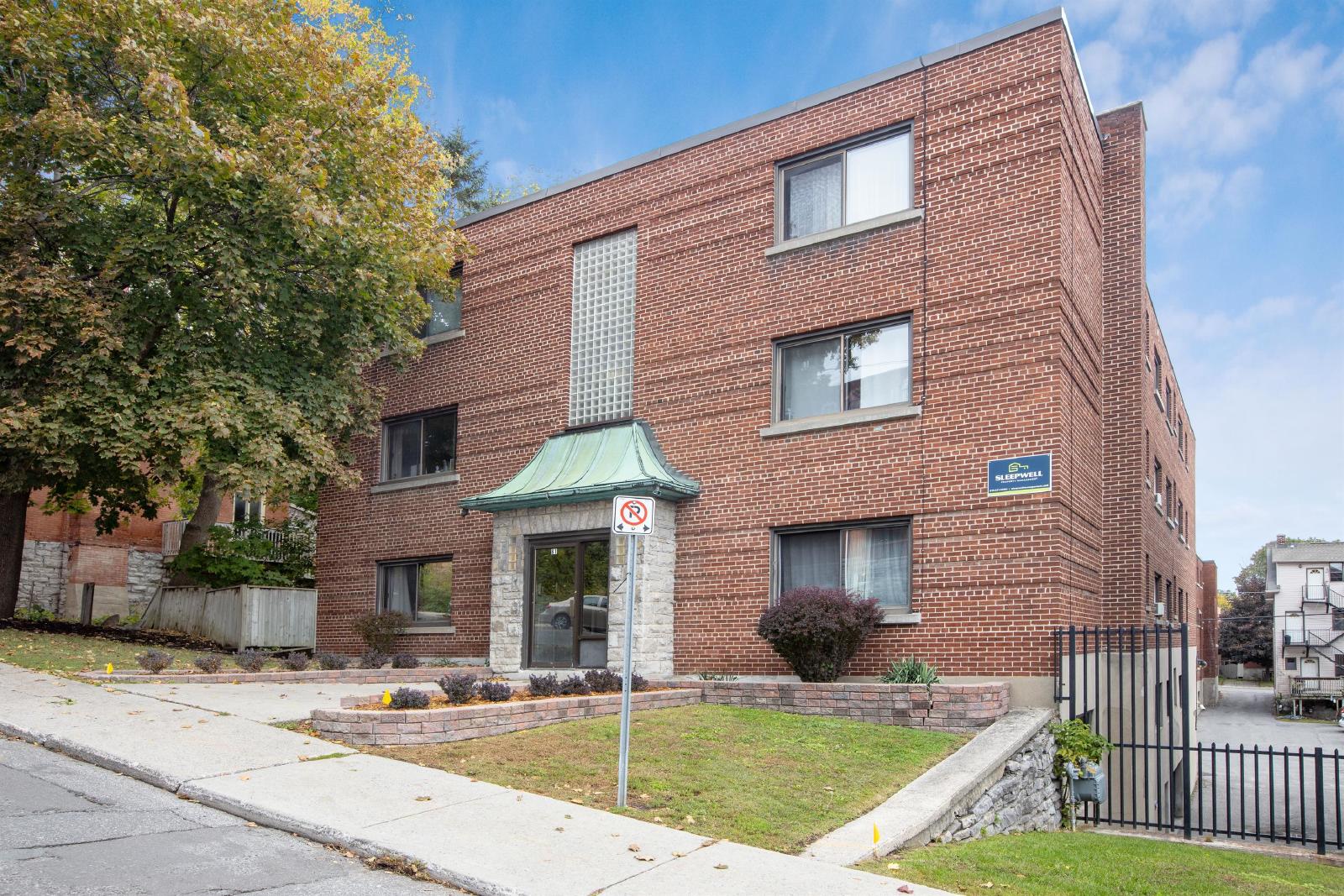 81 Russell Avenue - Unit 10 property image