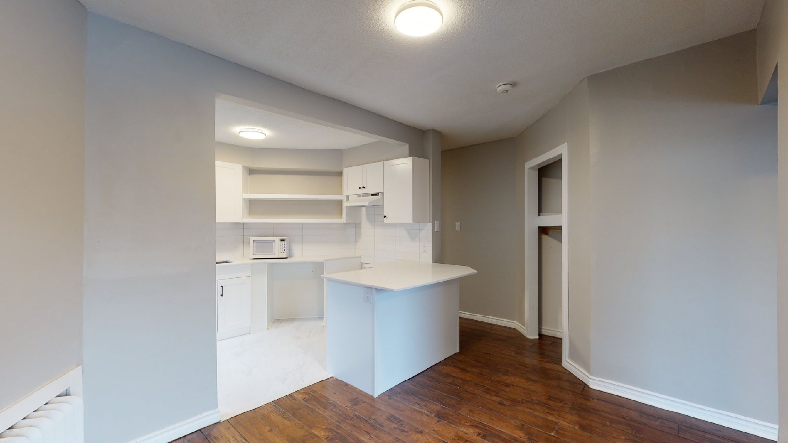 883 Somerset Street West - 3 property image