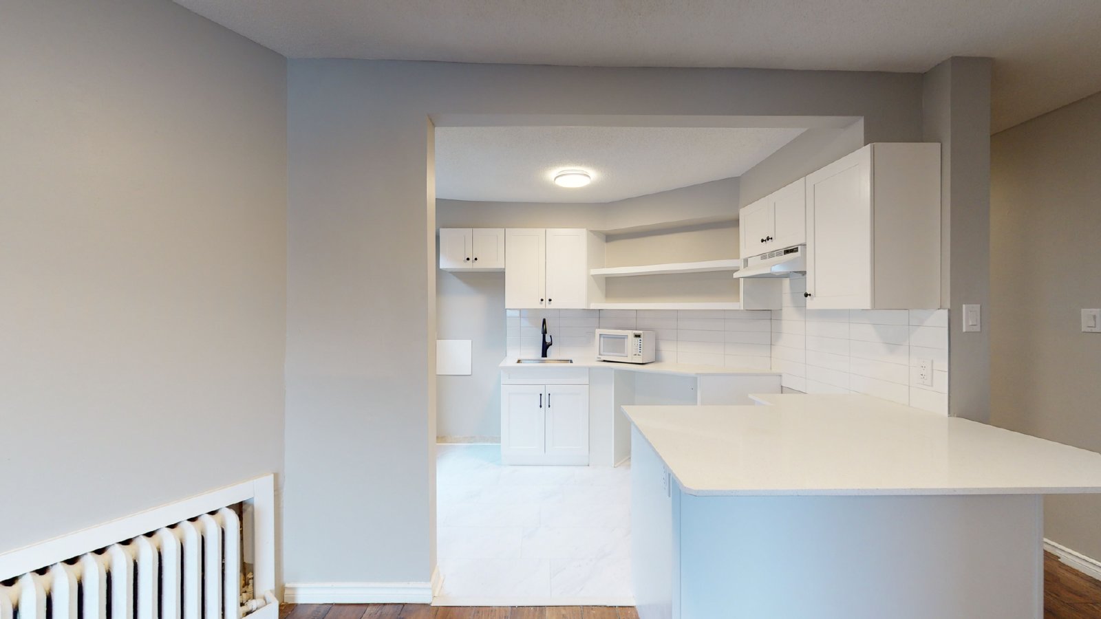 883 Somerset Street West - 3 property image