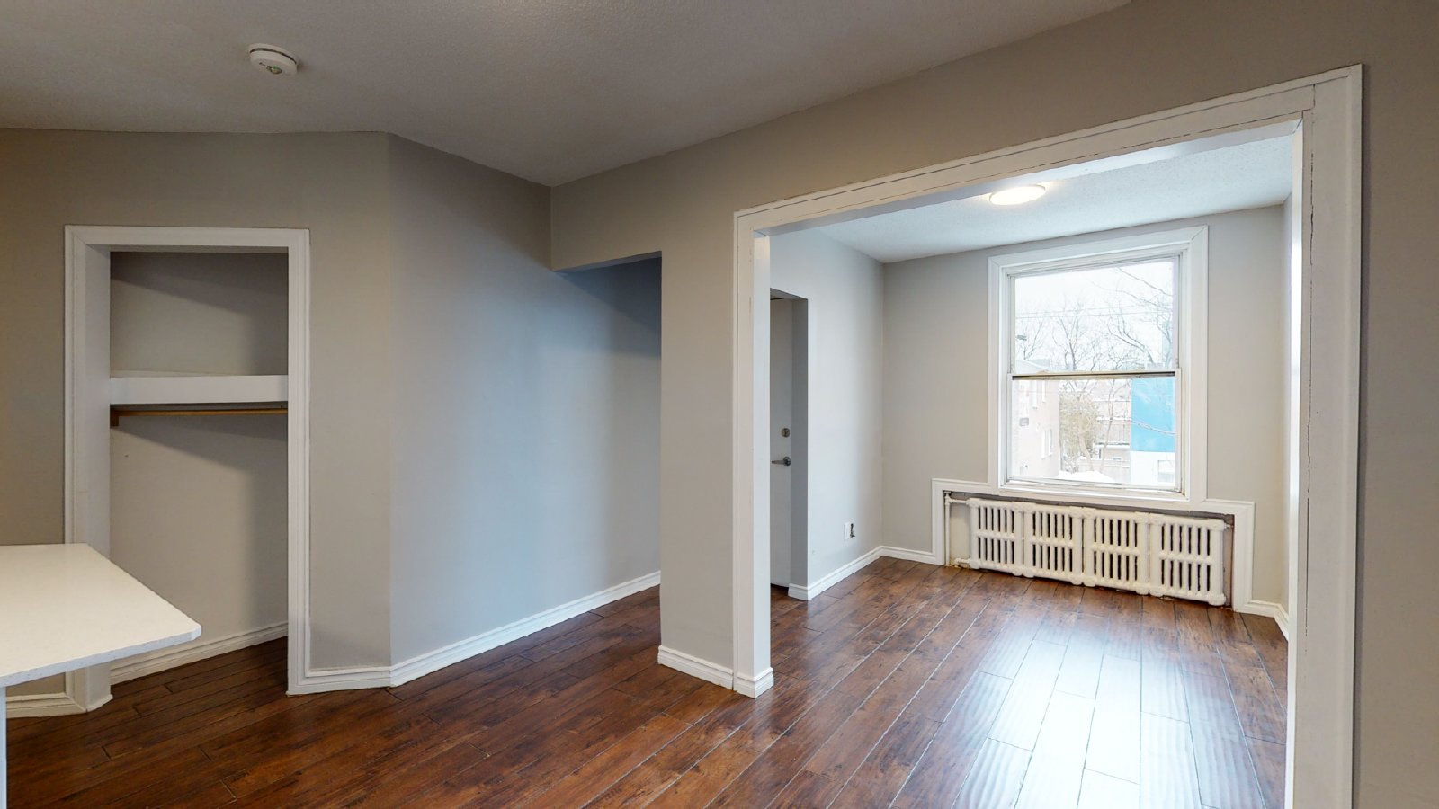 883 Somerset Street West - 3 property image