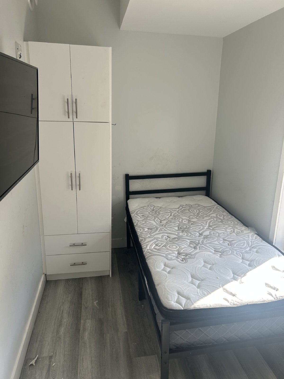 255 Somerset Street East - 8 property image