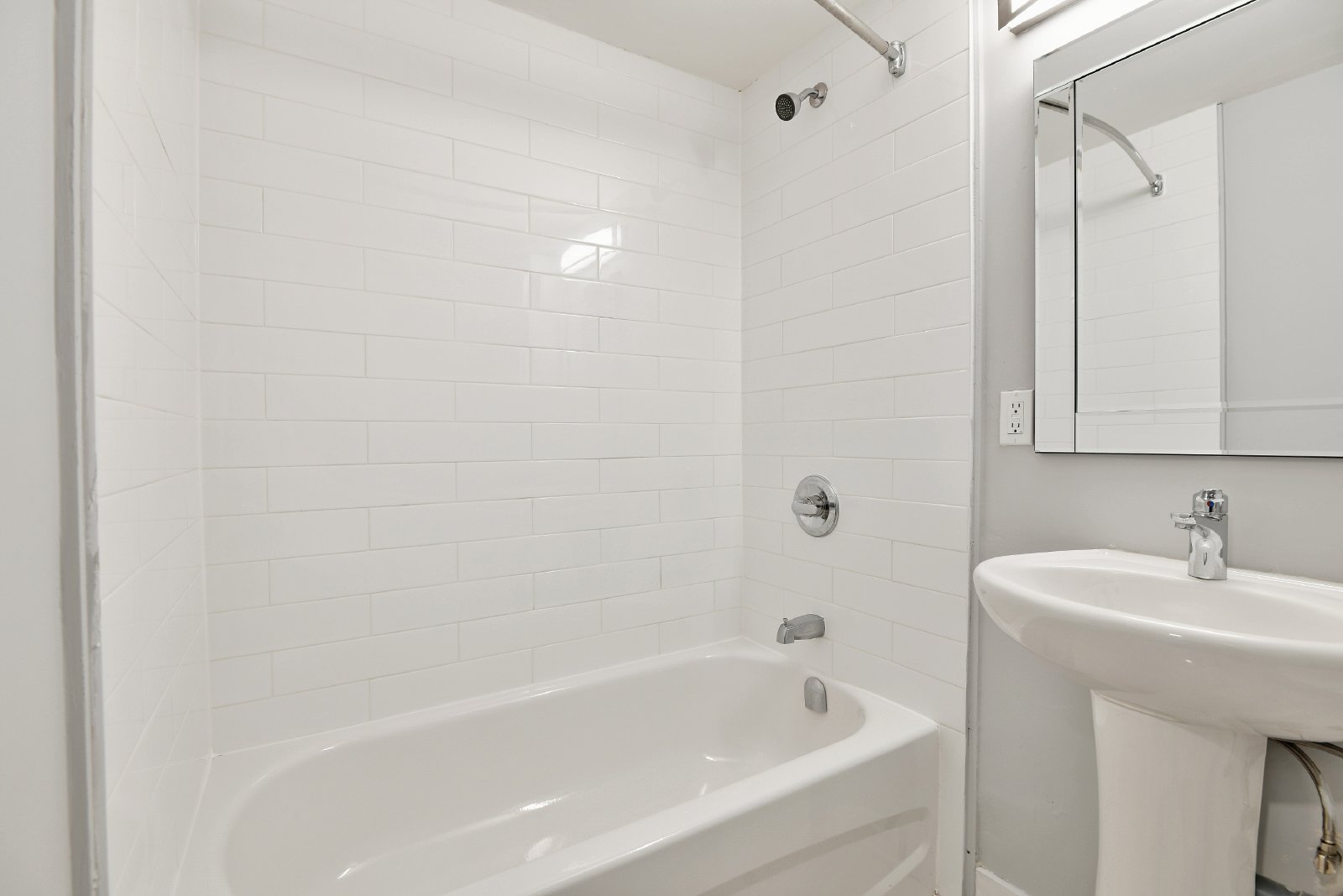 21 James Street - 203 property image