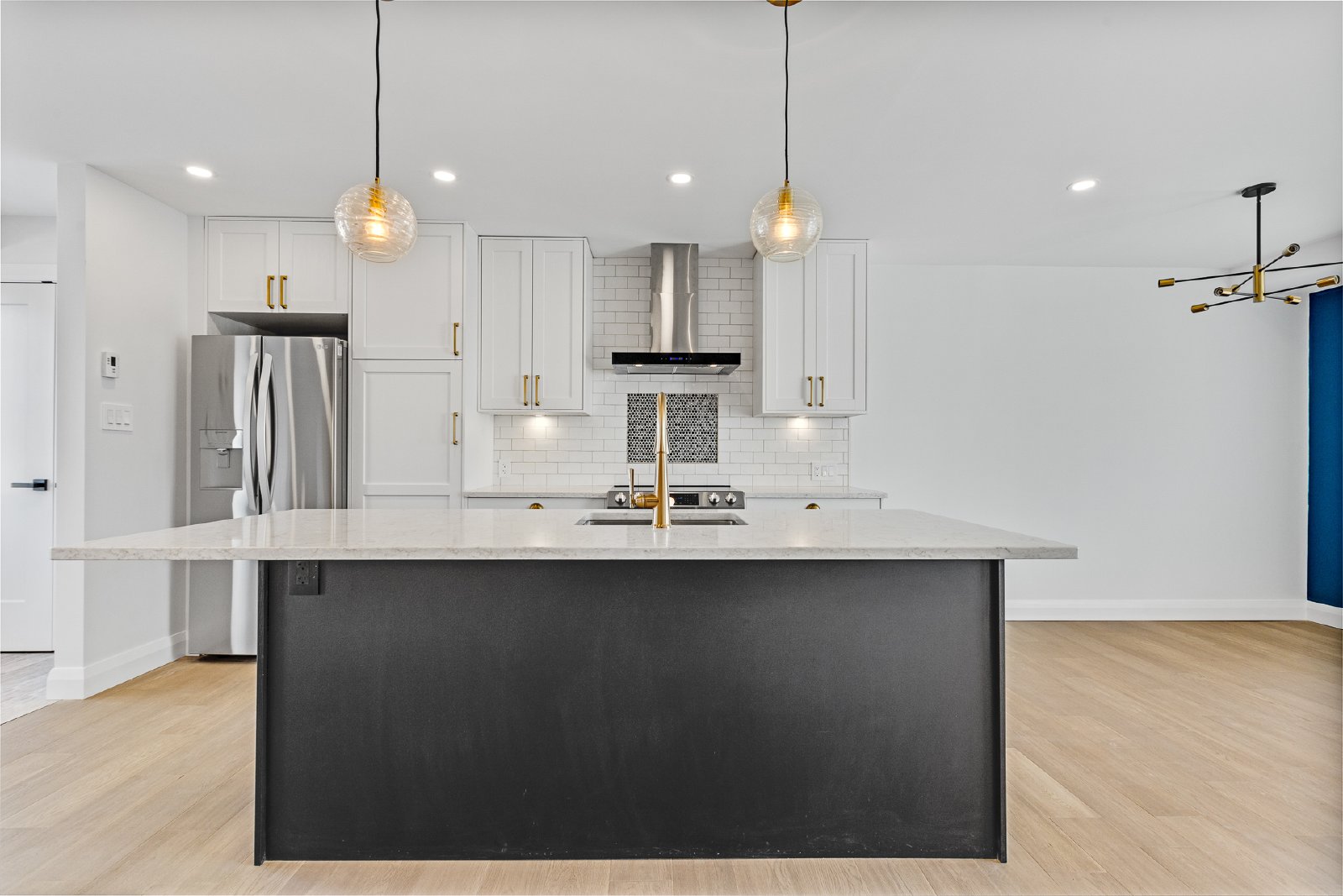 660 Hochelaga Street - 26 property image