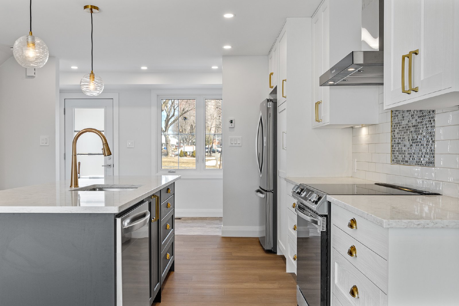 660 Hochelaga Street - 26 property image