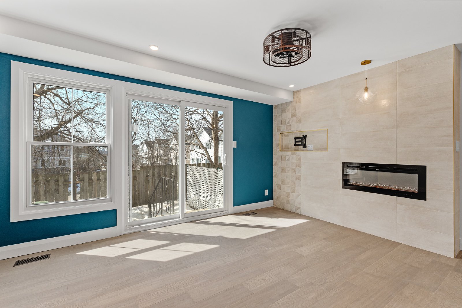 660 Hochelaga Street - 26 property image