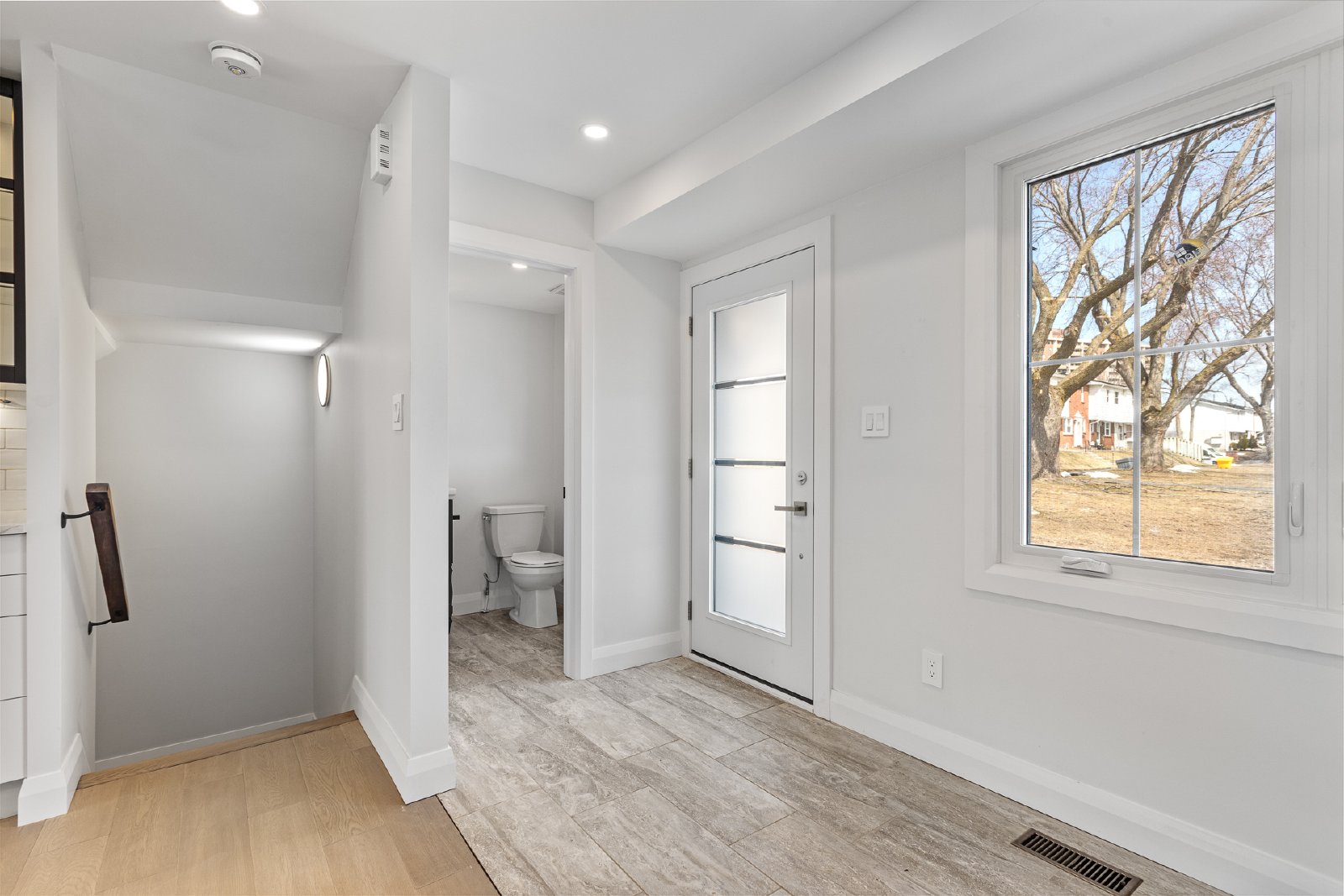 660 Hochelaga Street - 26 property image