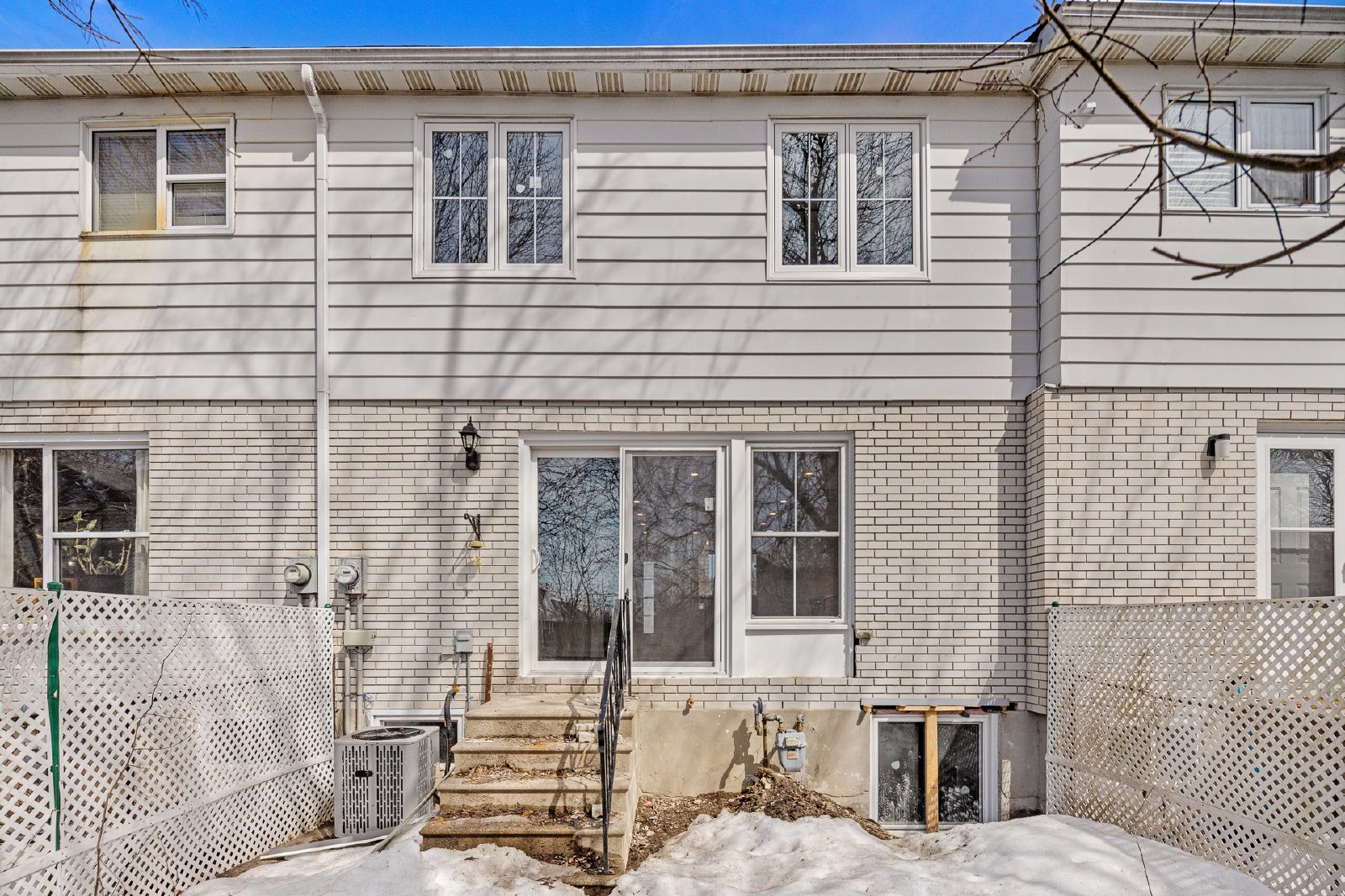 660 Hochelaga Street - 26 property image