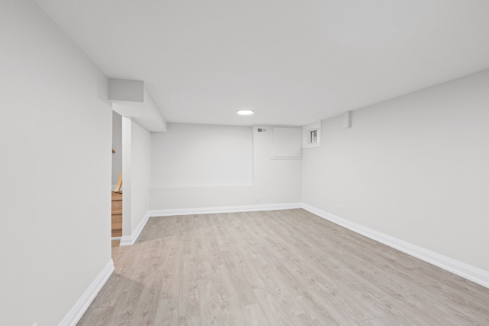 660 Hochelaga Street - 28 property image