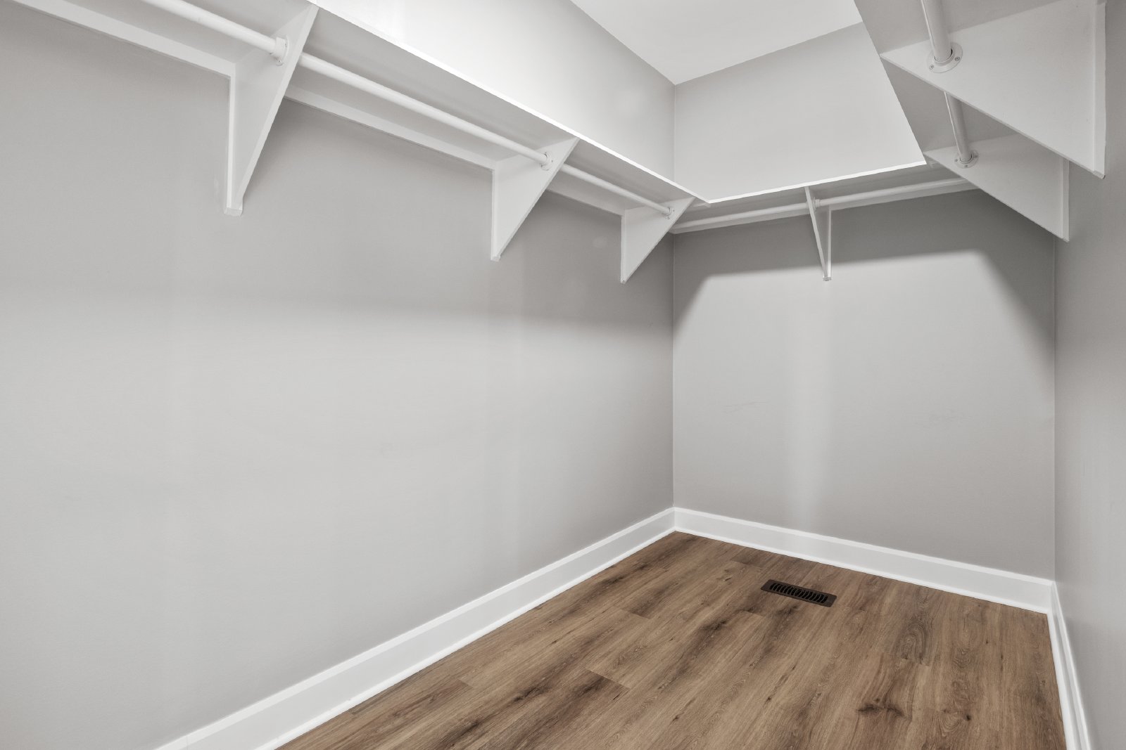 144 Montfort - A property image