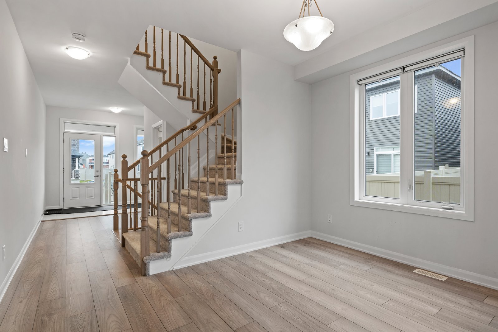 52 Eramosa Crescent - 1 property image