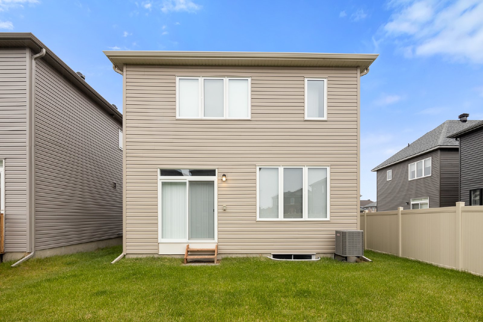 52 Eramosa Crescent - 1 property image