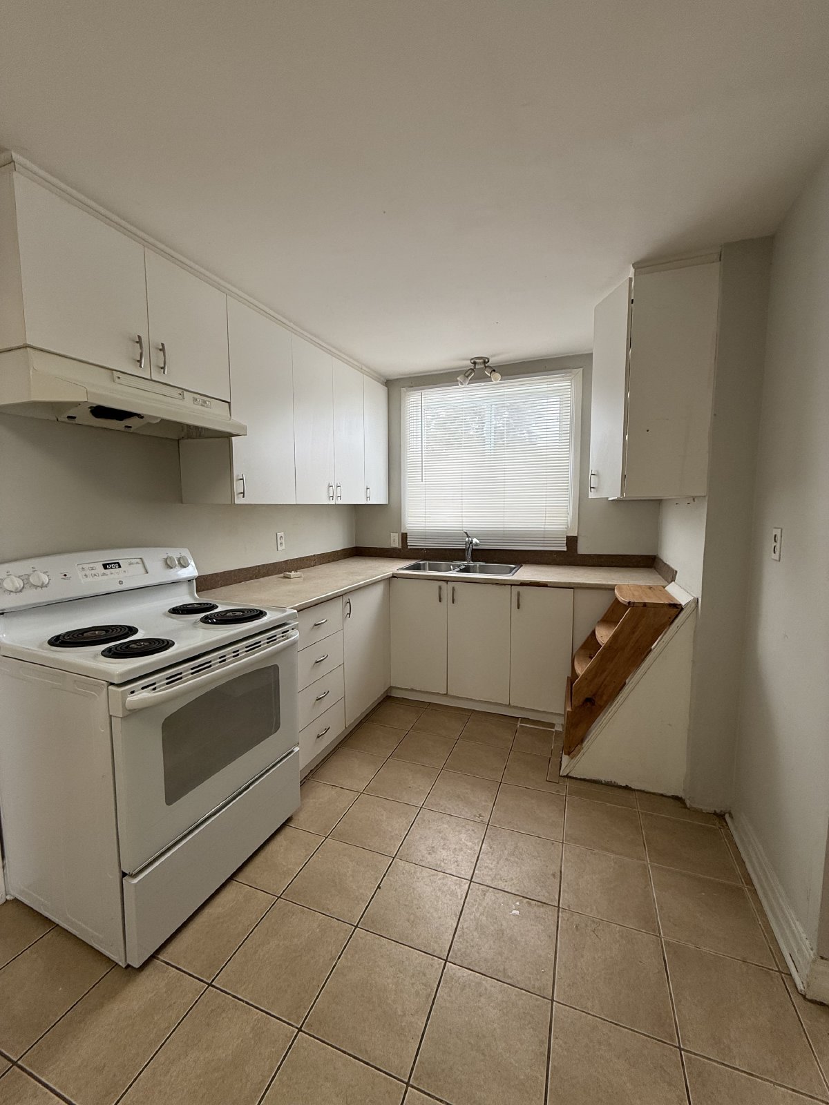 3728 Alderwood Street - 1 property image