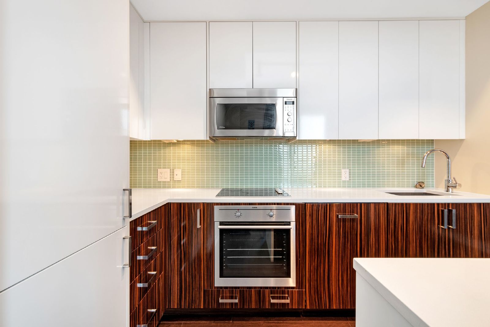 300 Lisgar #1110 - 1110 property image