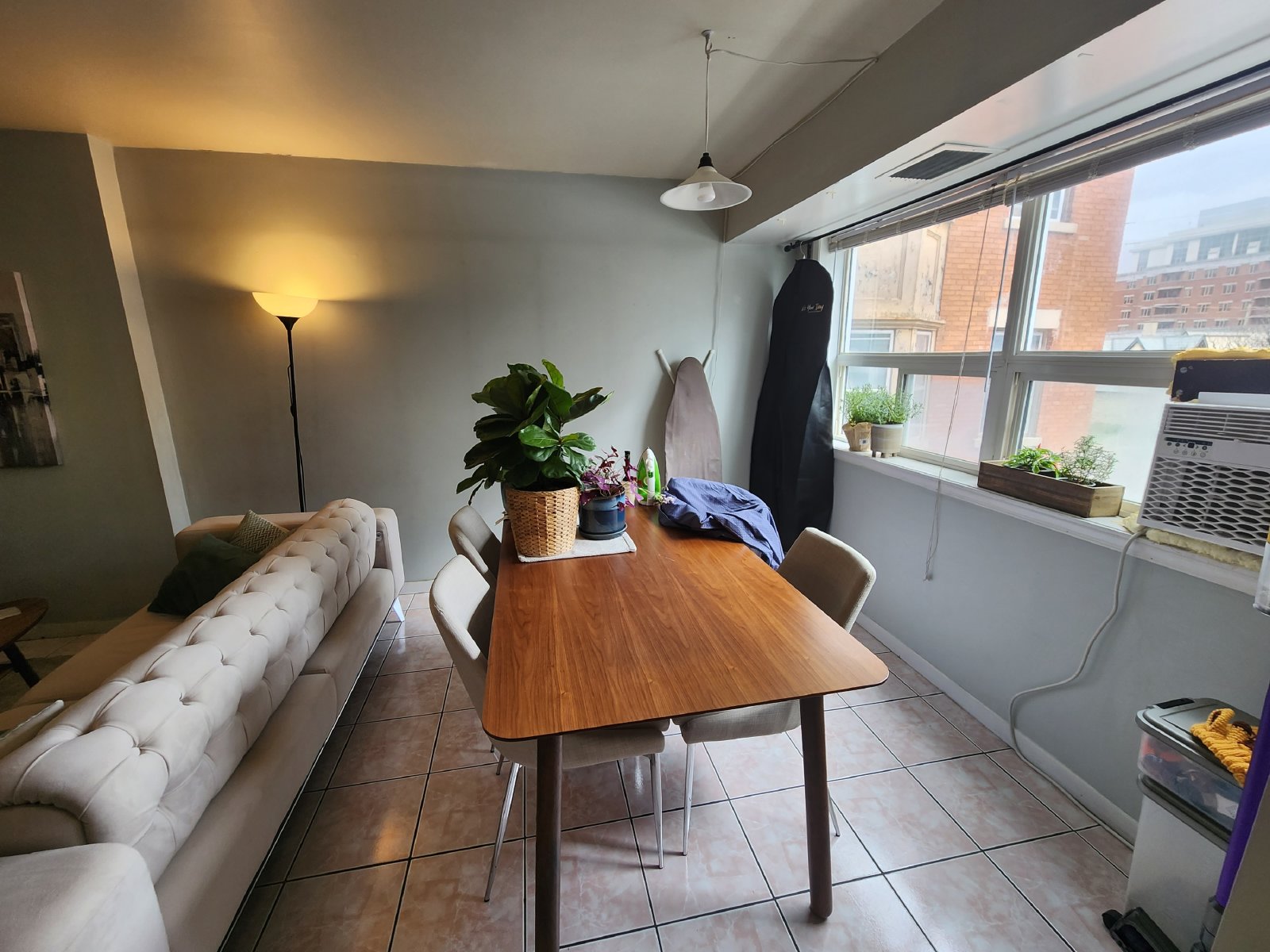 380 Frank Street - 5D property image