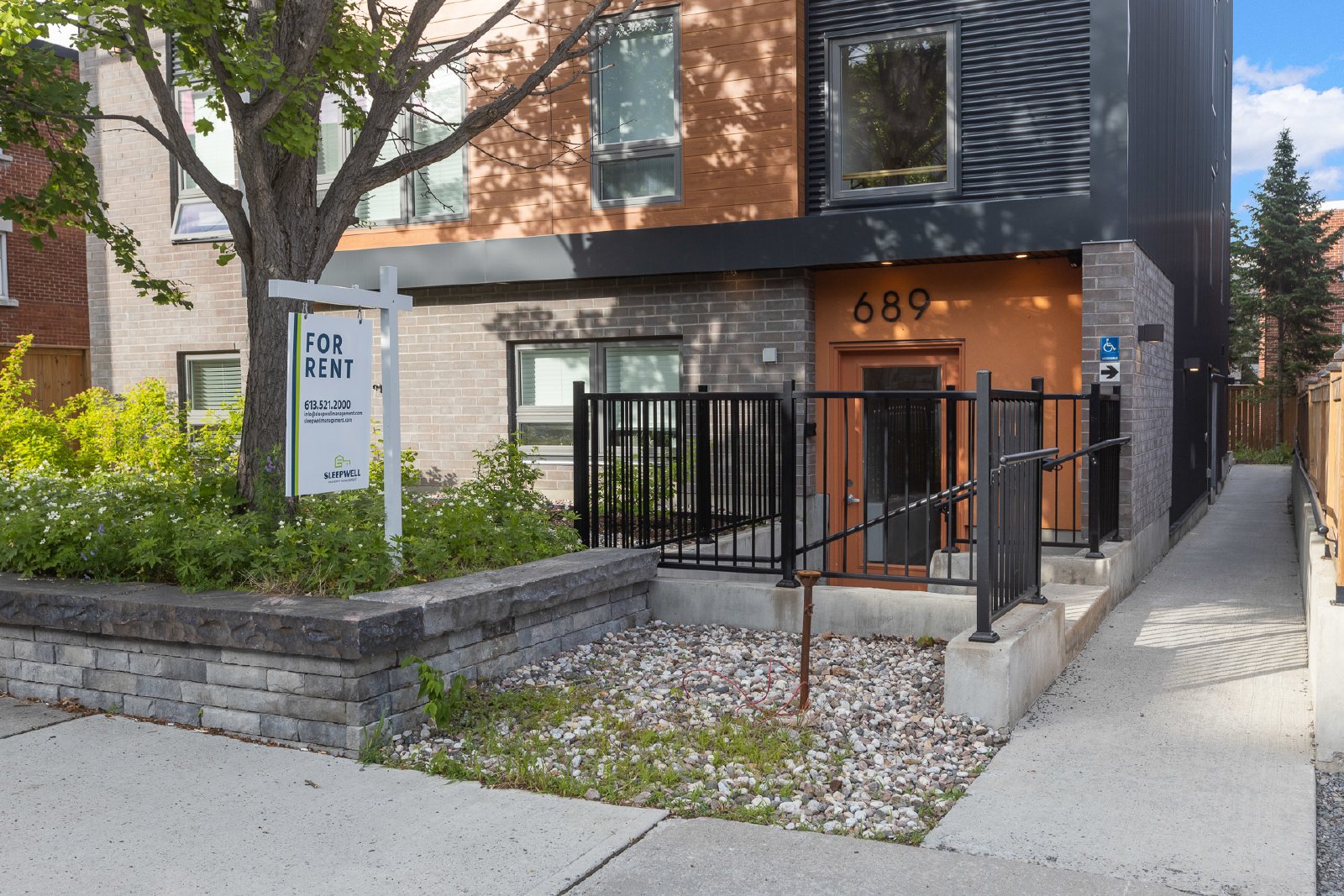 689 Churchill Avenue North - 103 property image