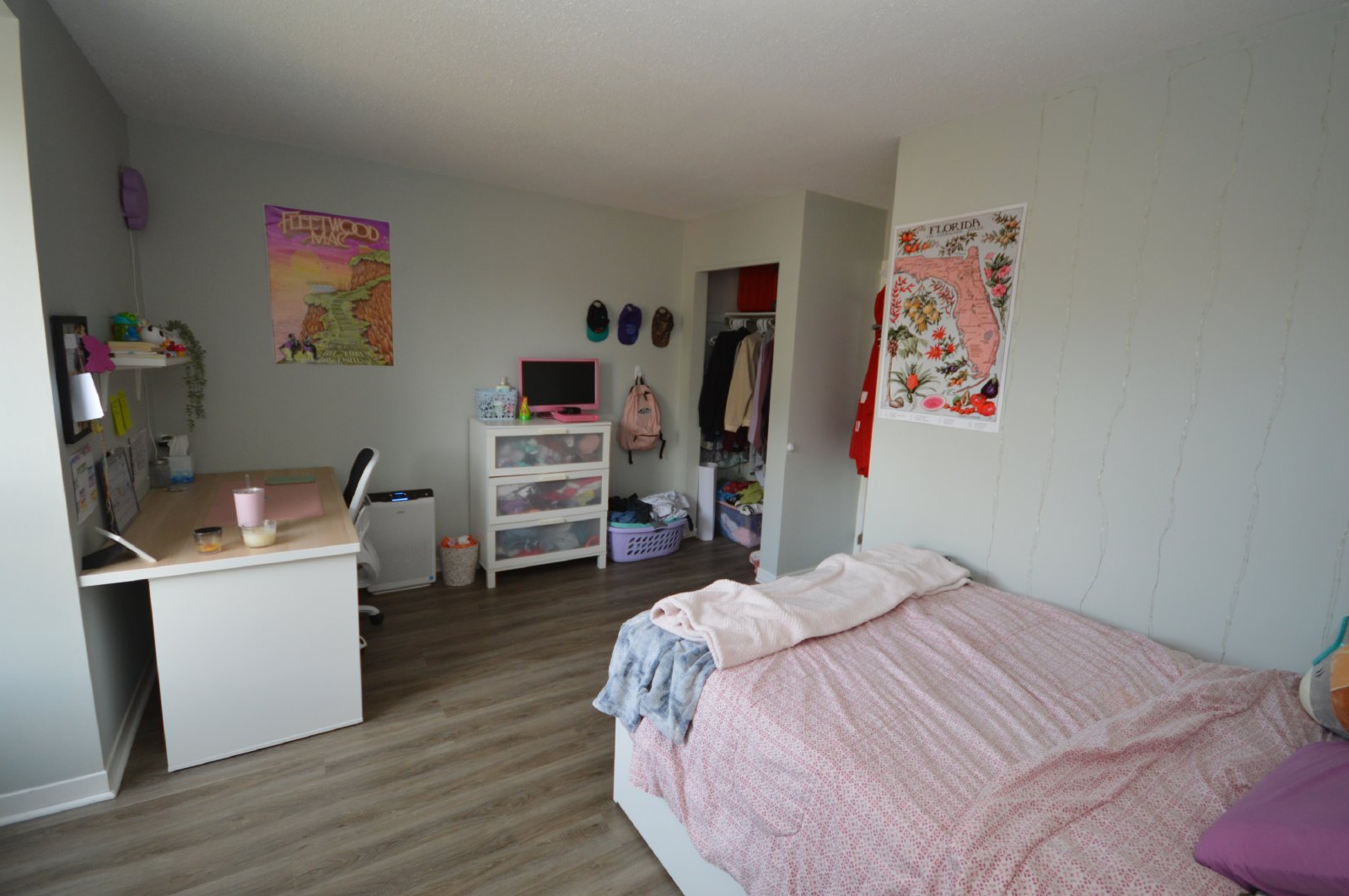 300 Somerset Street East - 1 property image