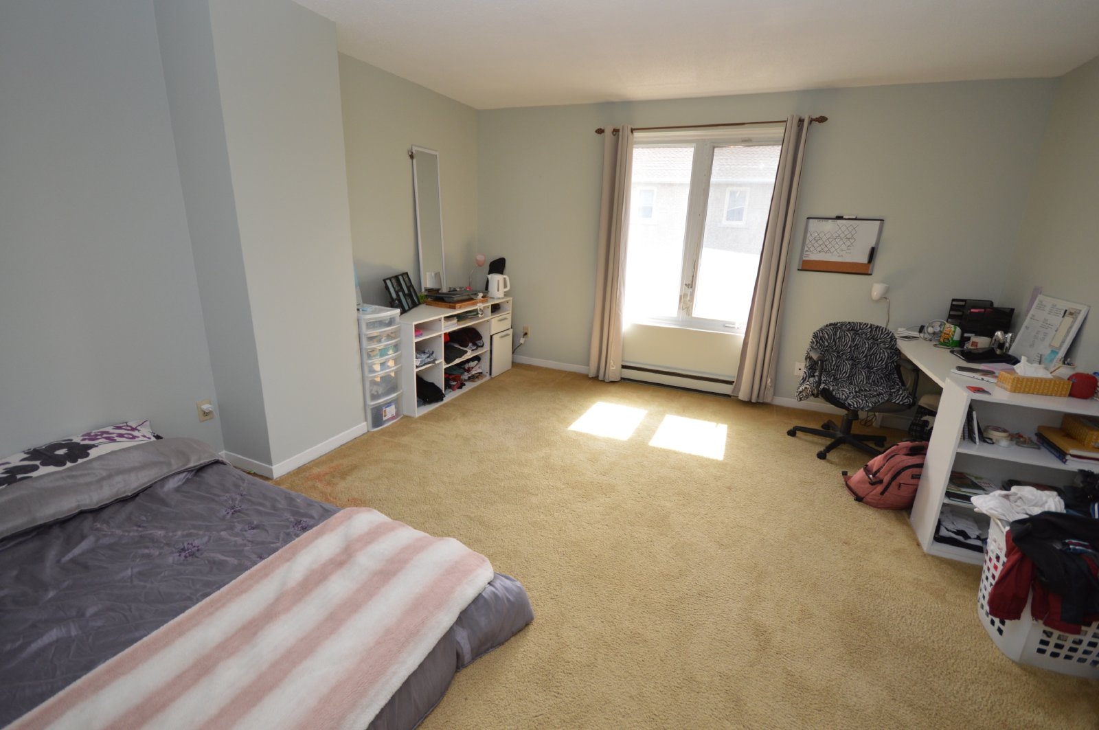 302 Somerset Street East - 1 property image