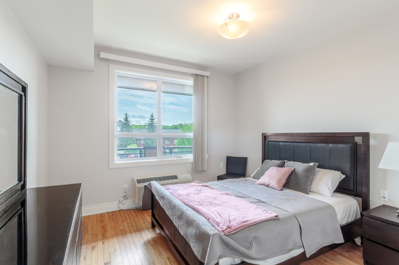 1521 Manotick Station Road - 402 property image
