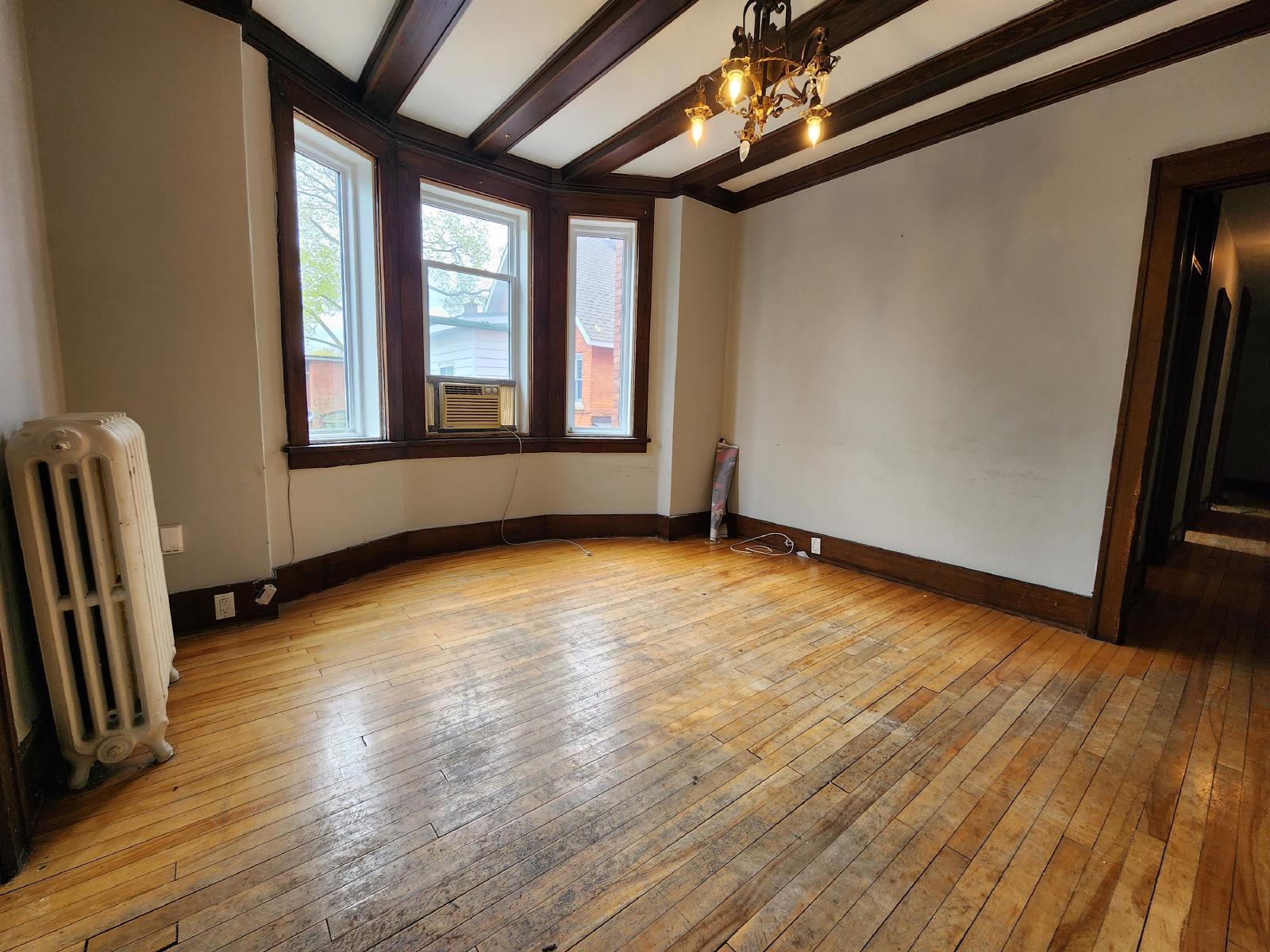 196 James - Unit 4 property image