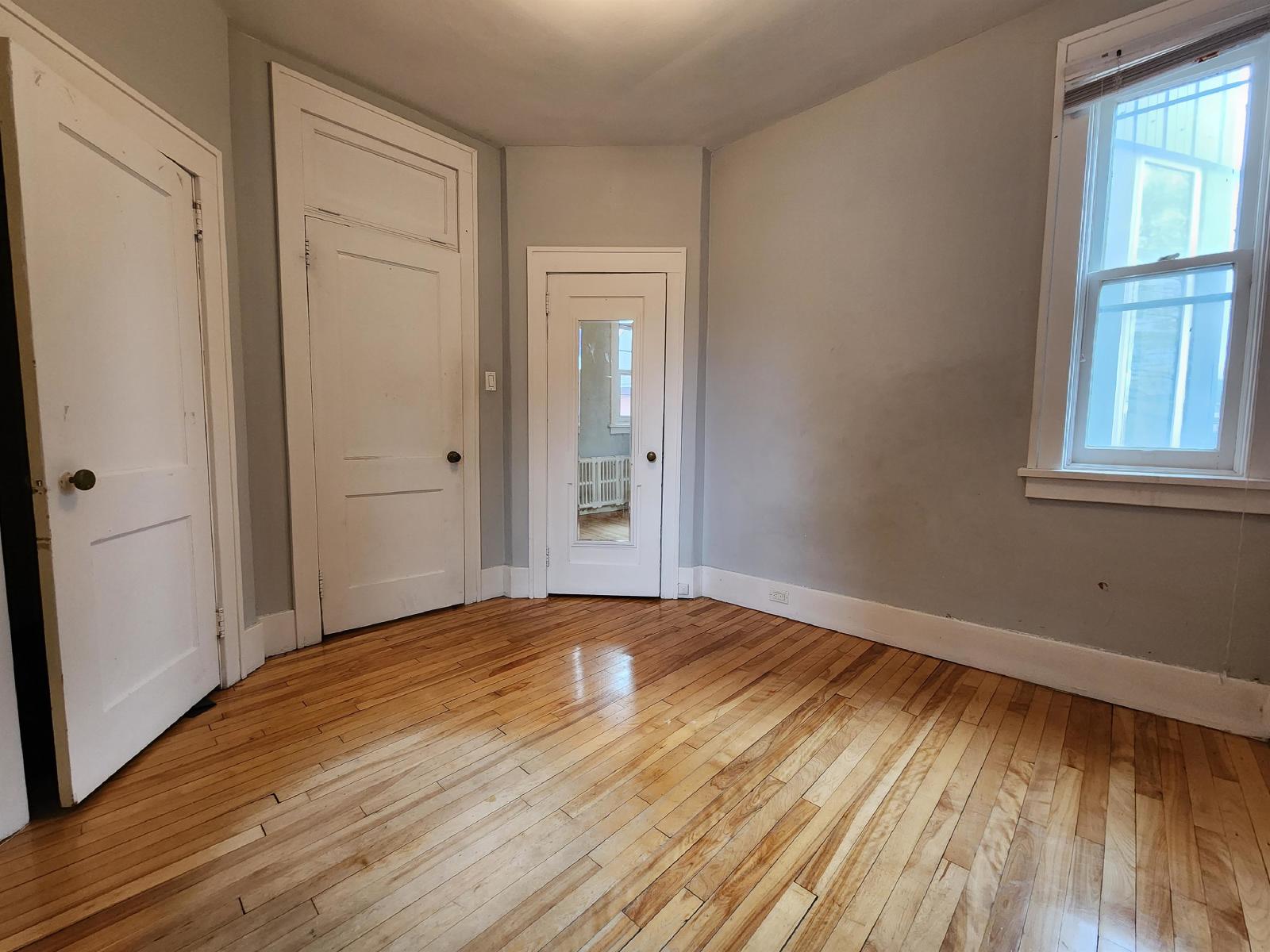 196 James - Unit 4 property image