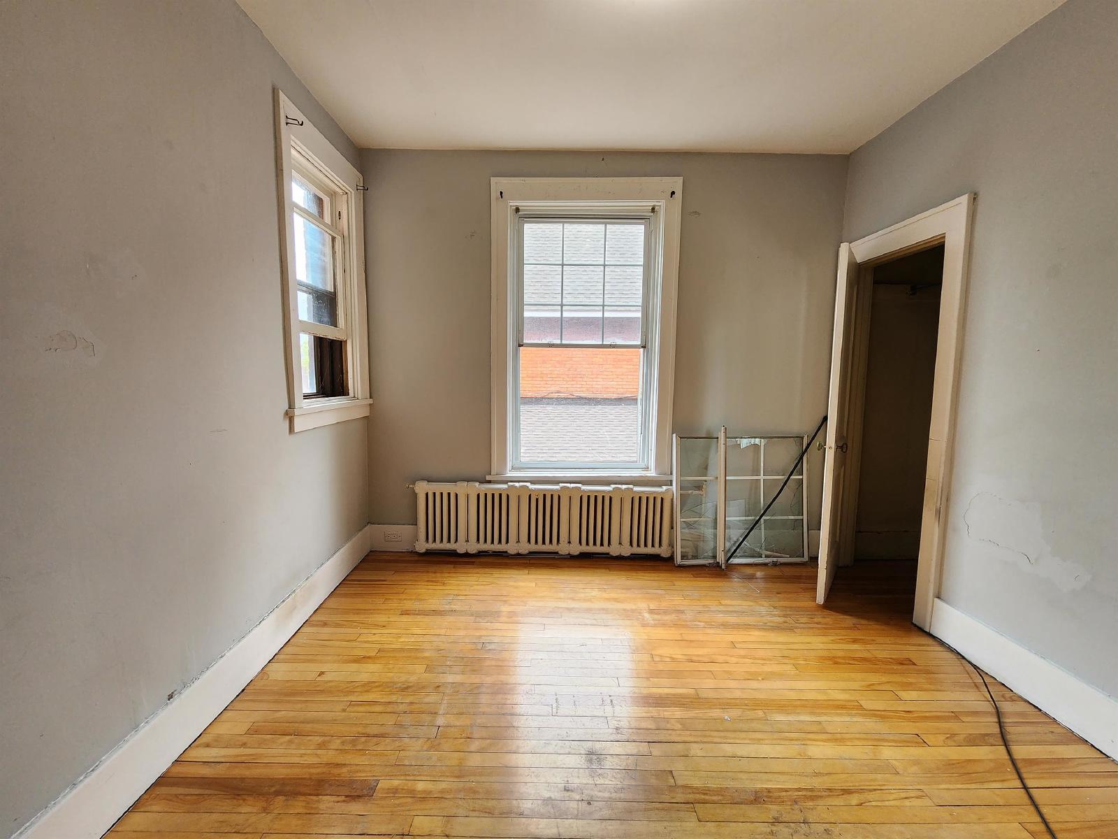 196 James - Unit 4 property image