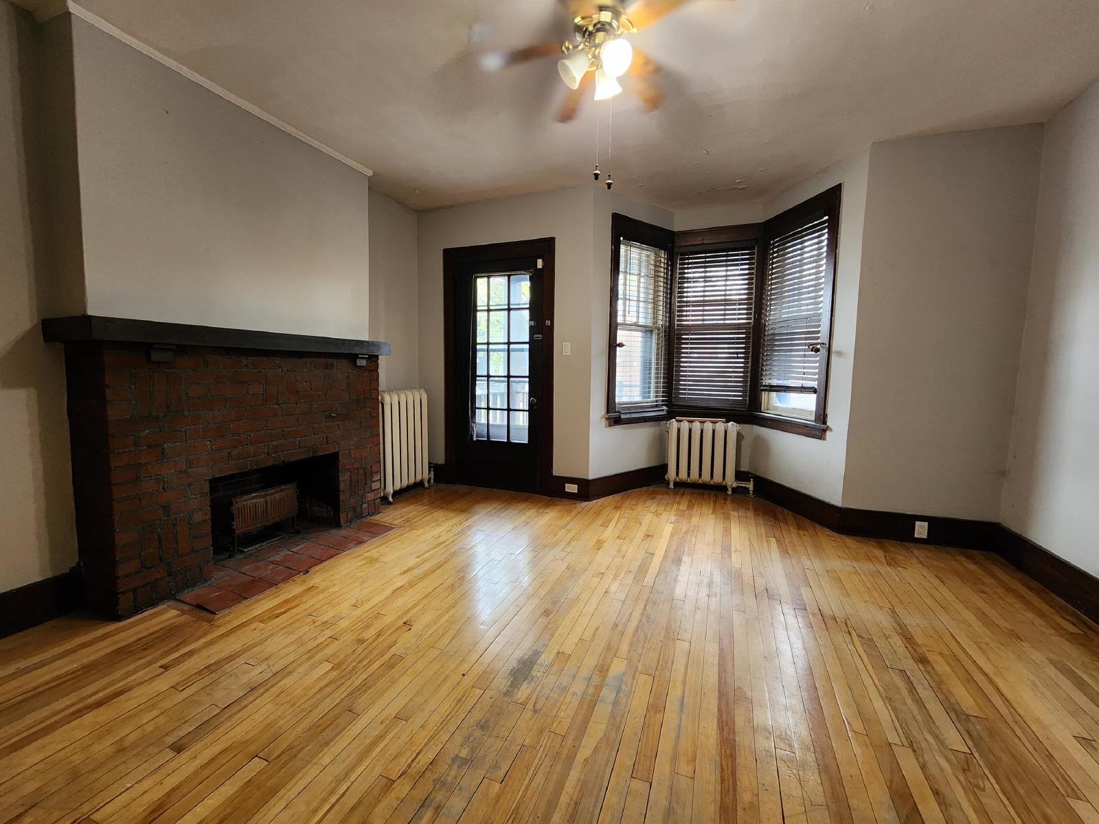 196 James - Unit 4 property image