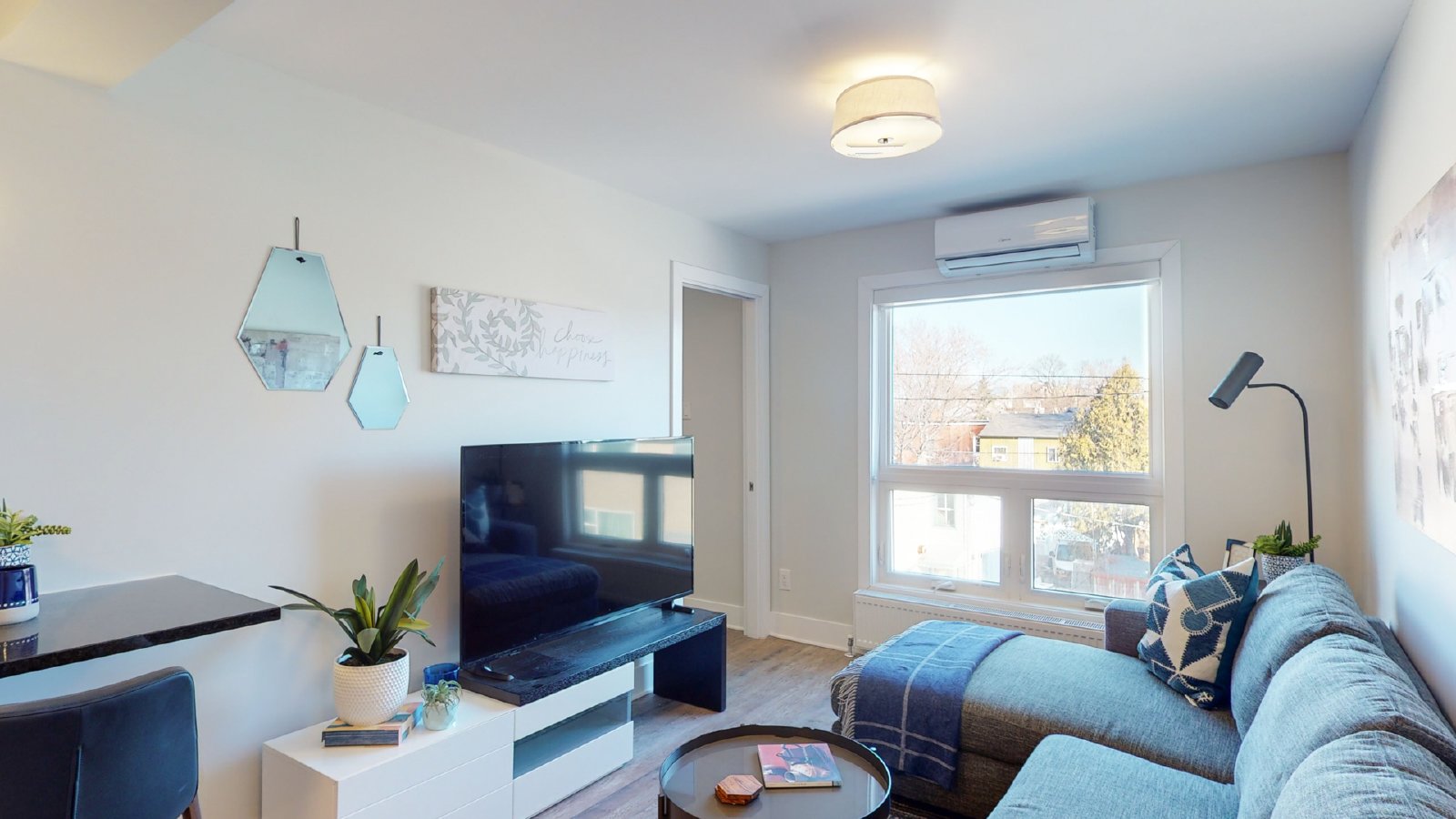 238 Carruthers Avenue - 203 property image