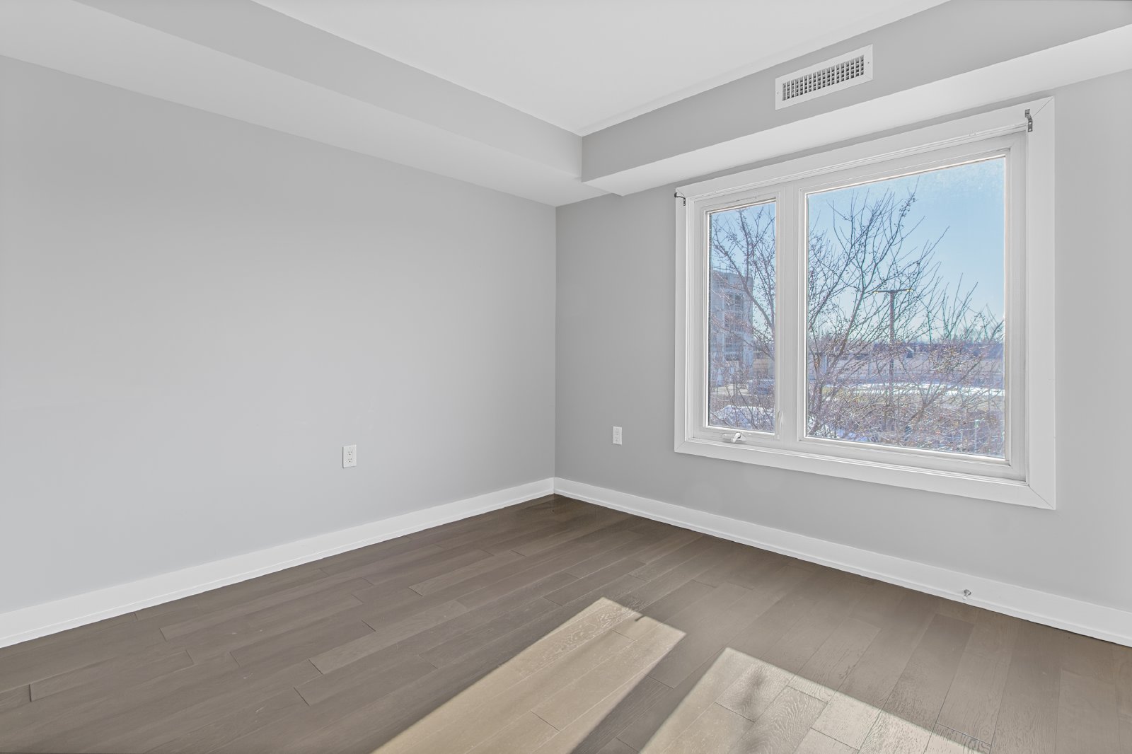 55 Talos - 204 property image