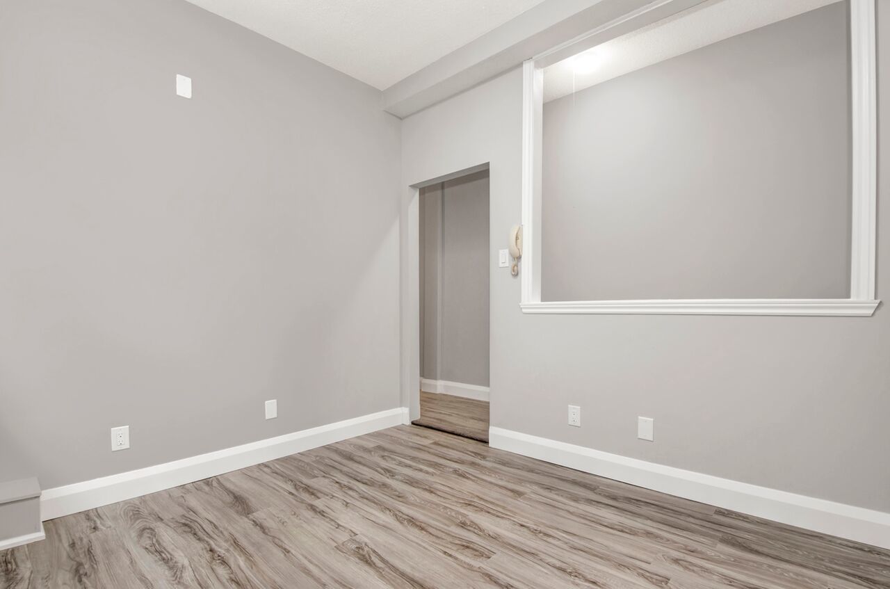 342 Somerset - Unit B property image