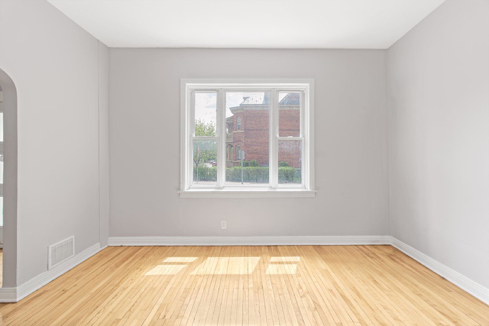 481 Besserer Street - 1 property image