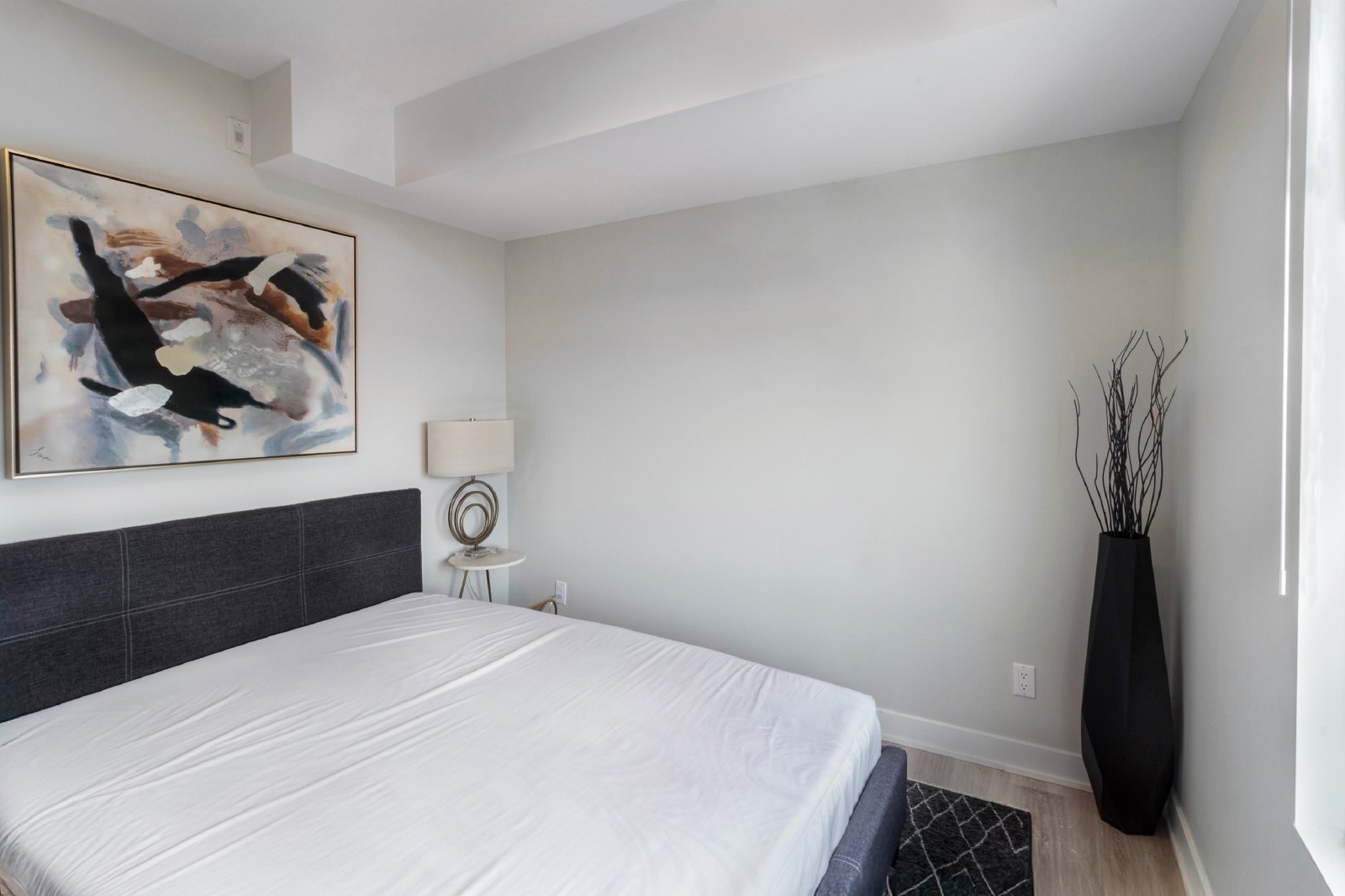 92 Hinton Avenue North - 501 property image