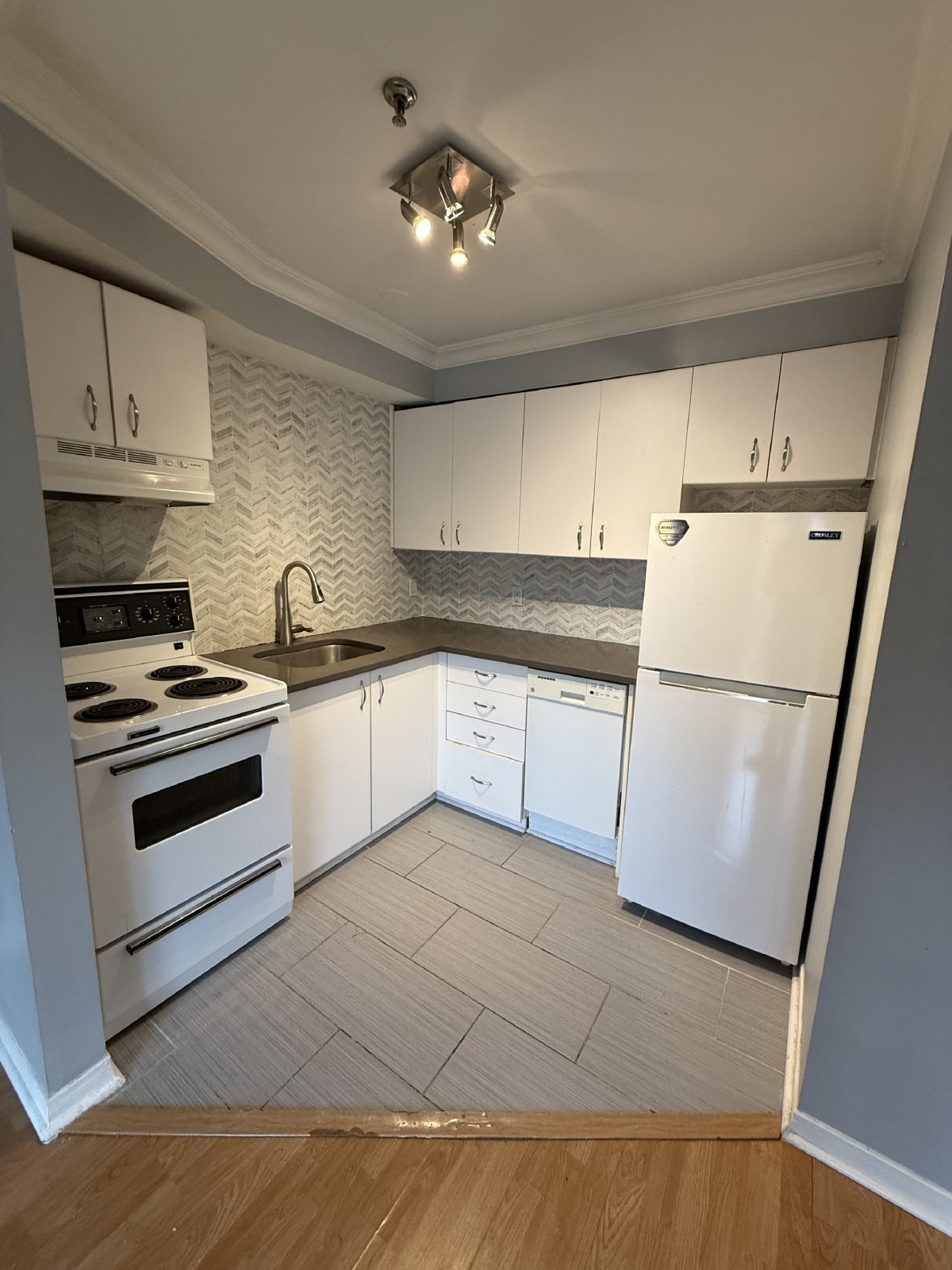 188 Waverley Street - 308 property image