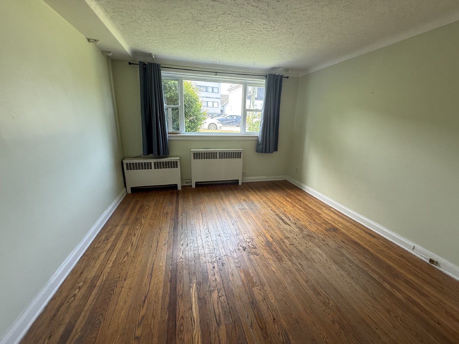 371 Churchill Avenue North - 1 property image