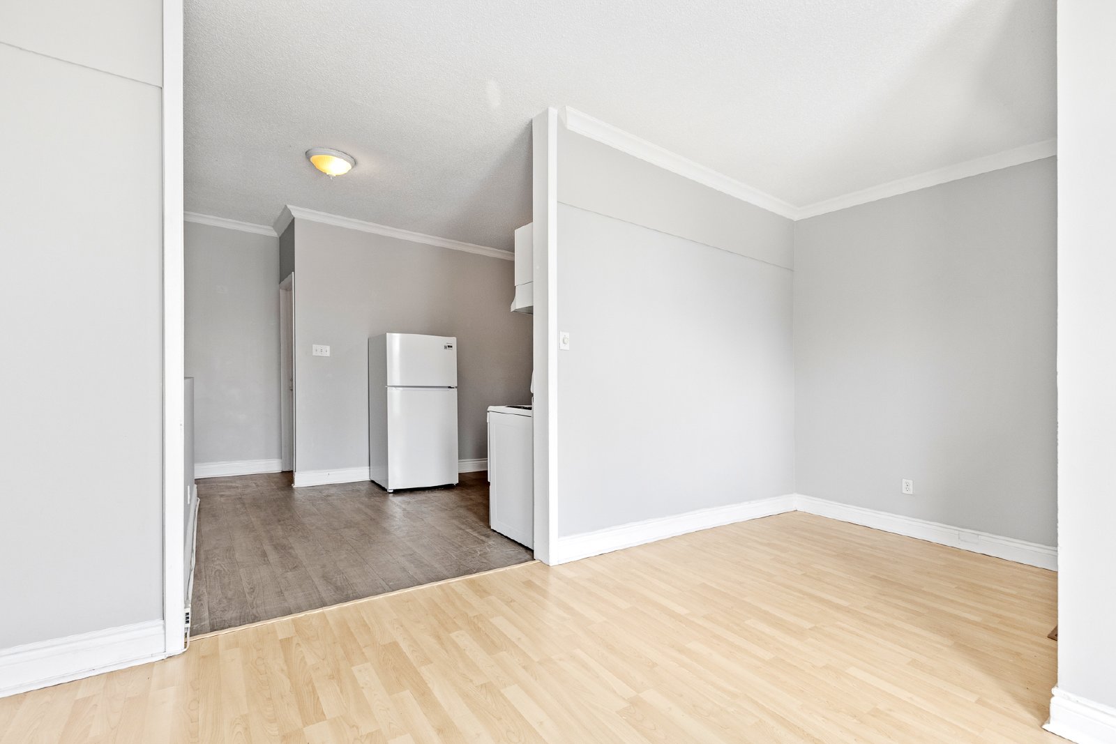 455 Somerset Street W - 2 property image