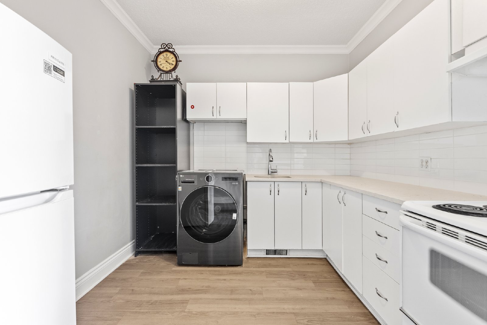 455 Somerset Street W - 2 property image