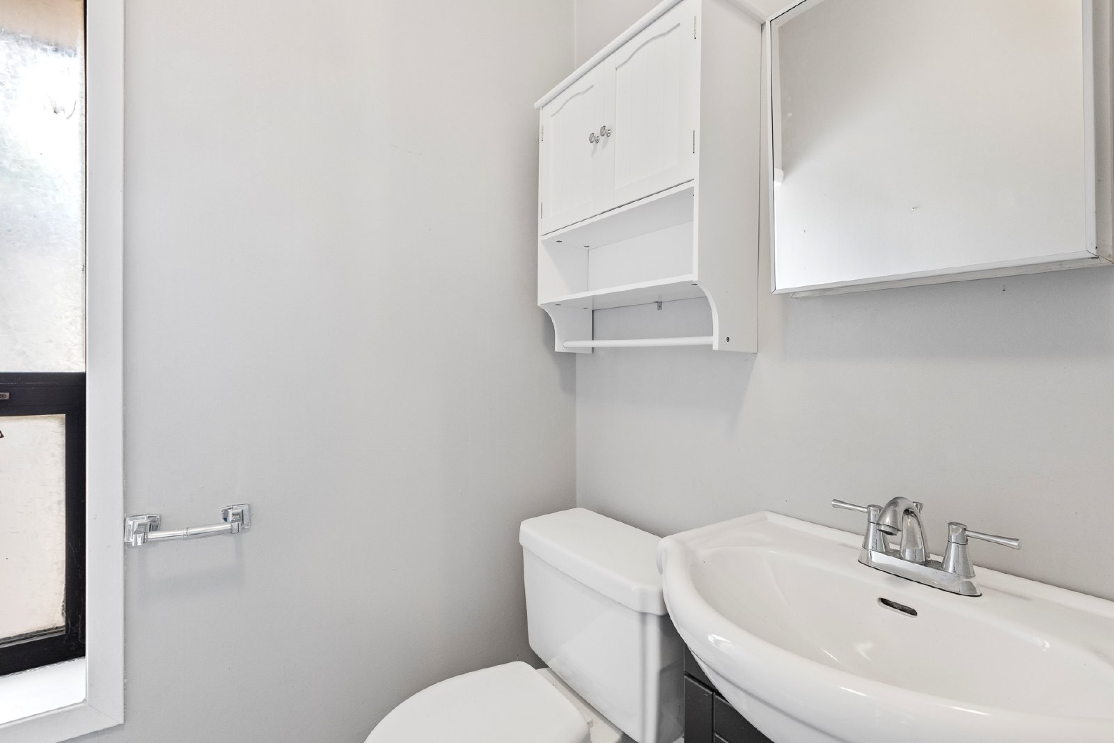 455 Somerset Street W - 2 property image