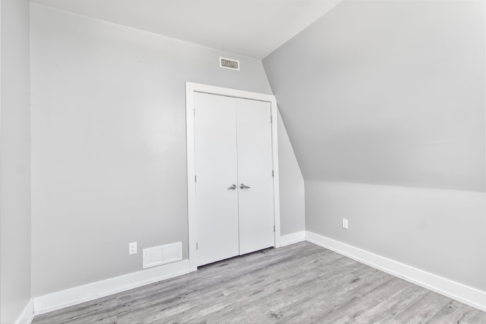 444 Cambridge Street - 3 property image