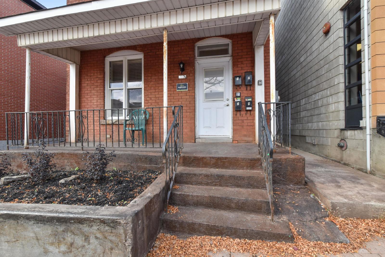 865 Somerset Street W - 2 property image