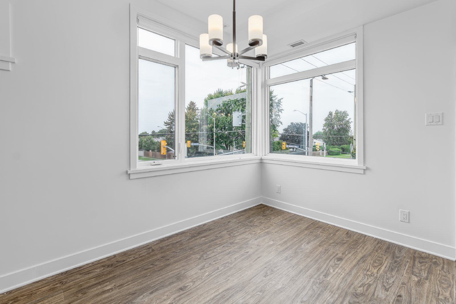845 Champlain Street - 8 property image