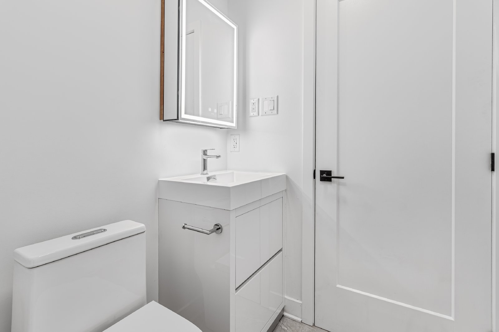 845 Champlain Street - 8 property image