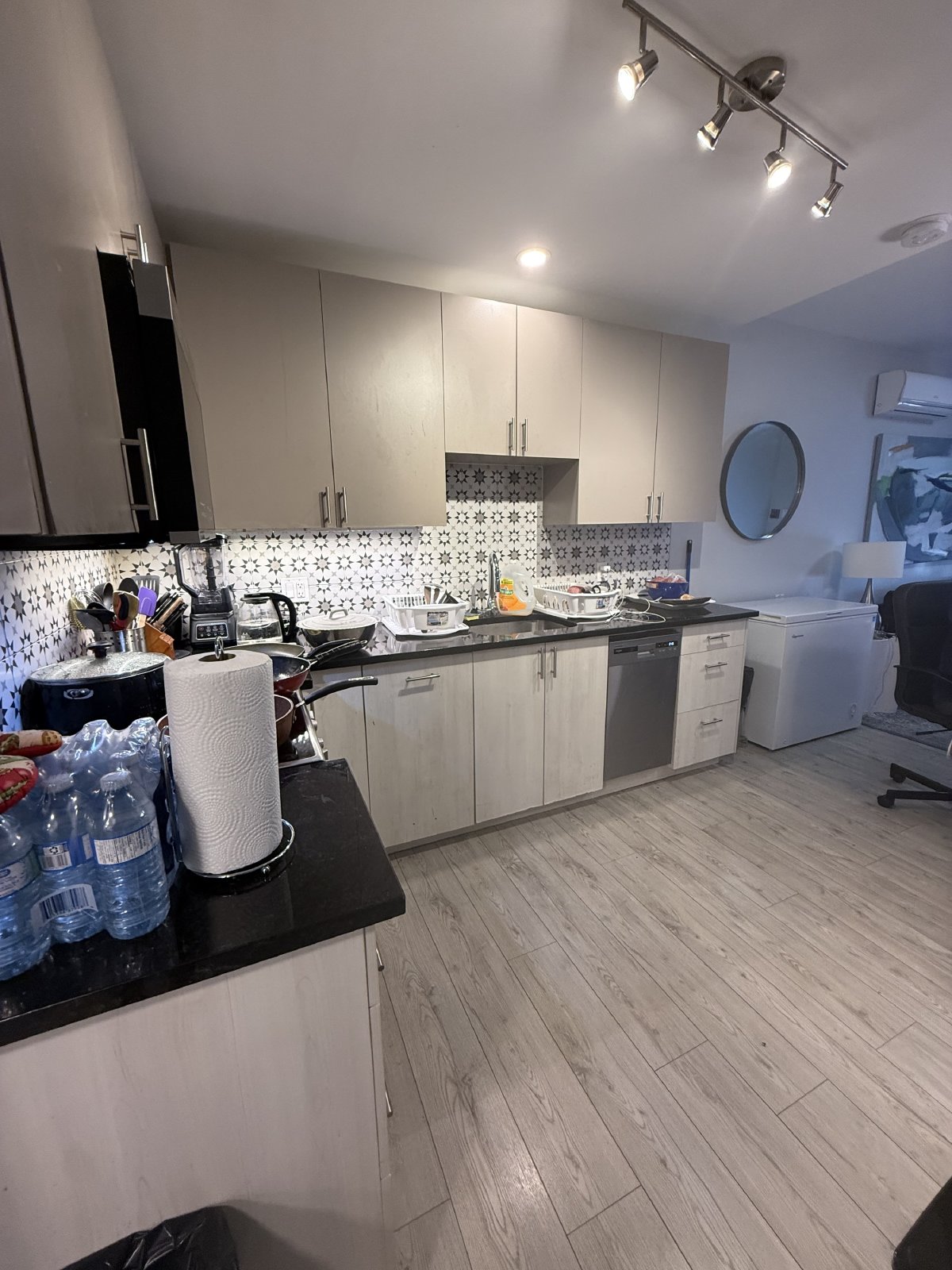 238 Carruthers Avenue - 101 property image